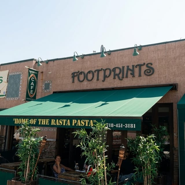 Clarendon Road Location