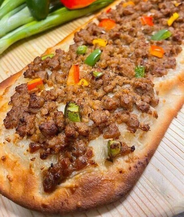 Flatbread with Vegan Toppings.
