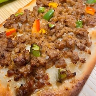 Flatbread with Vegan Toppings