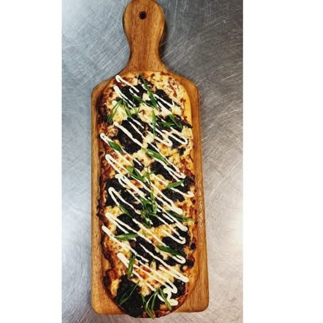 Oxtail Flatbread.