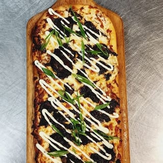 Oxtail Flatbread