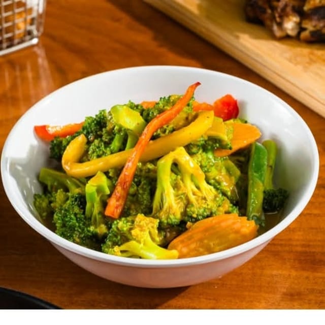 Side Broccoli and Carrots.
