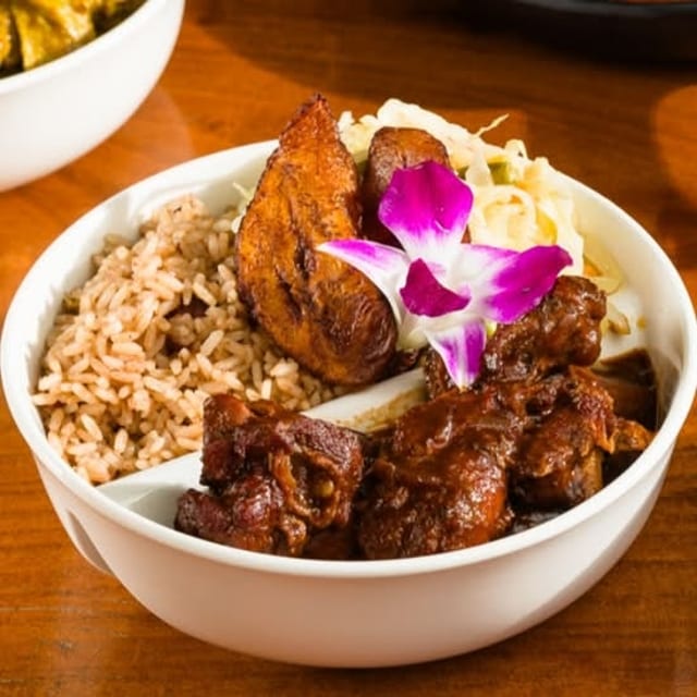 Small Stew Chicken.