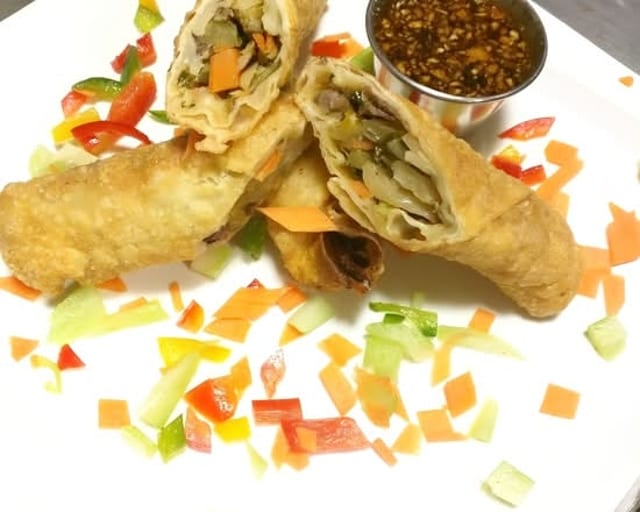 Vegetable Spring Roll.